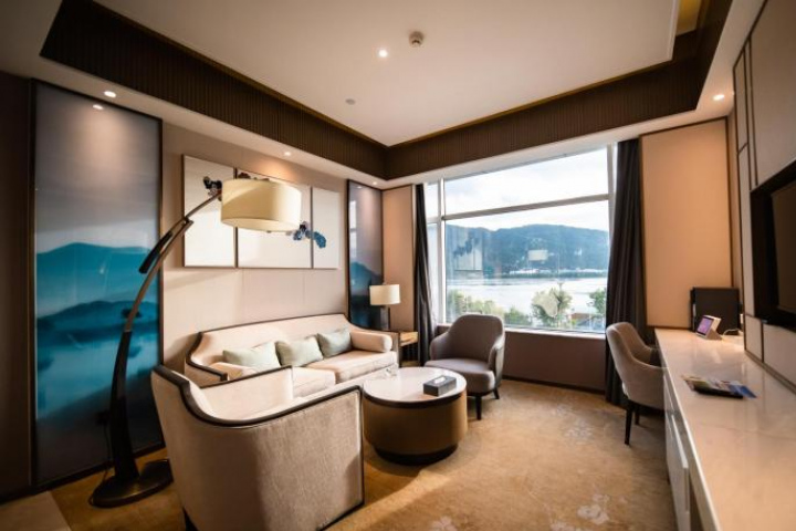 Kunming Weisheng Wanghu Hotel - 2