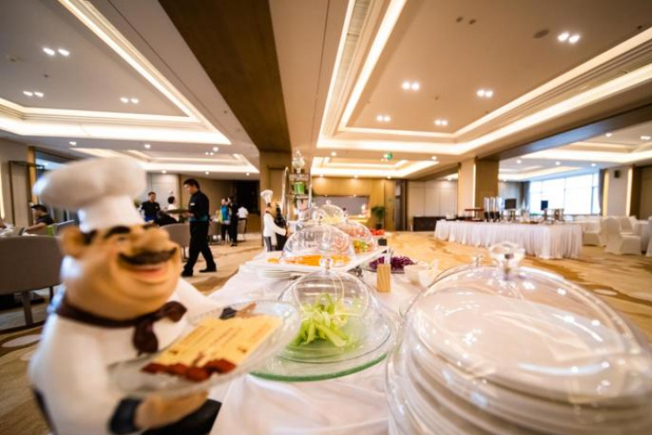 Kunming Weisheng Wanghu Hotel - 4