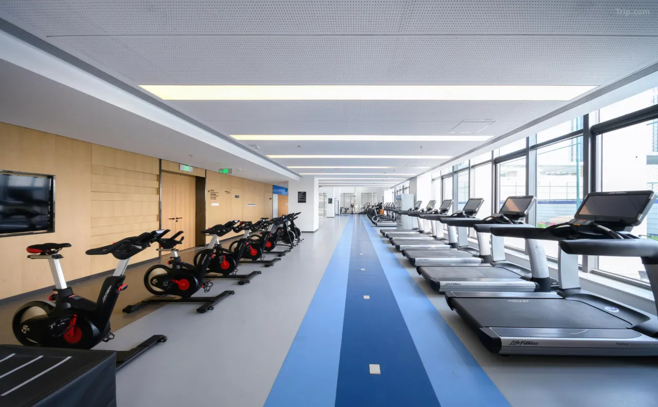 Dalian Football Youth Training Base Hotel - 4