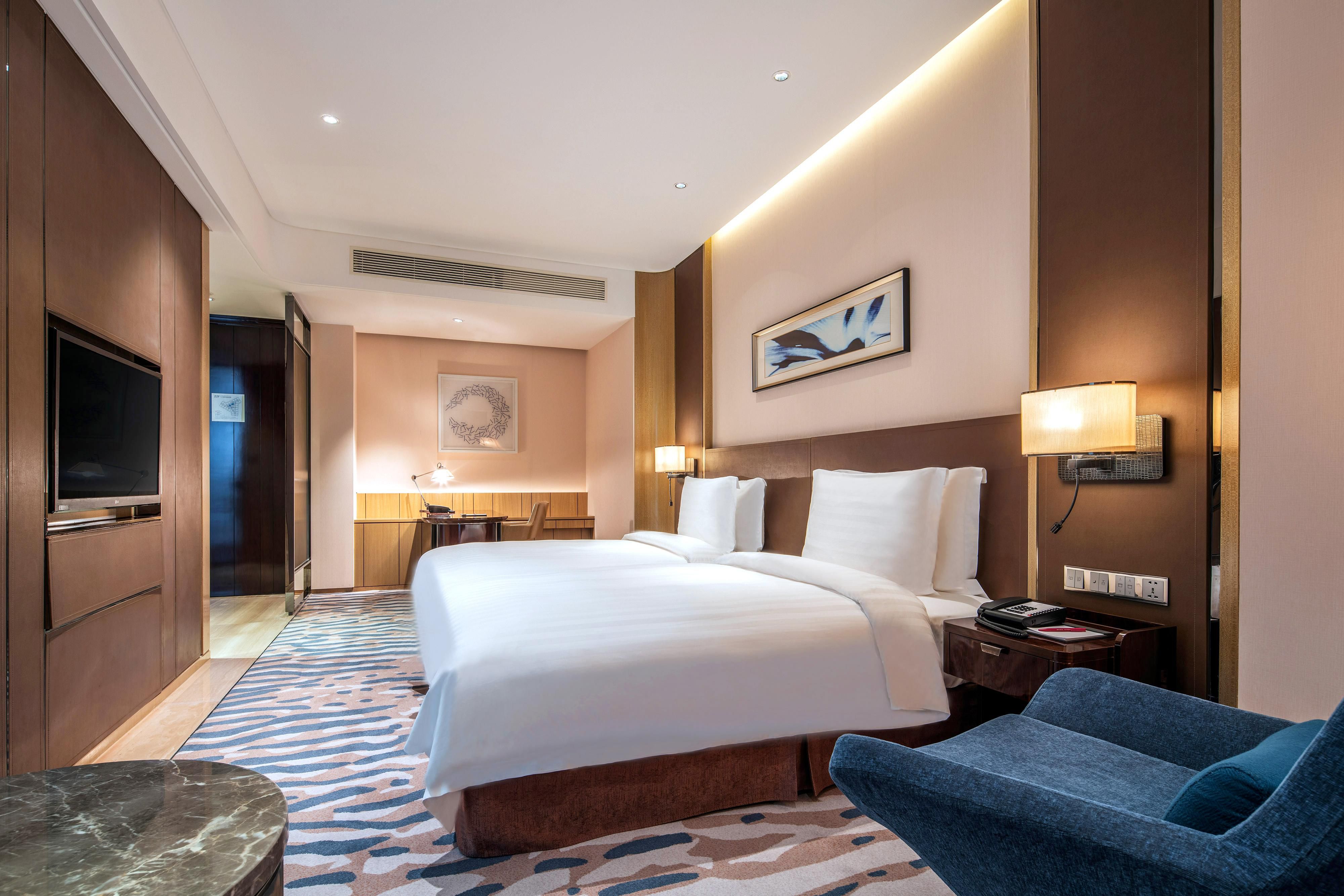 Crowne Plaza Dalian Sports Center