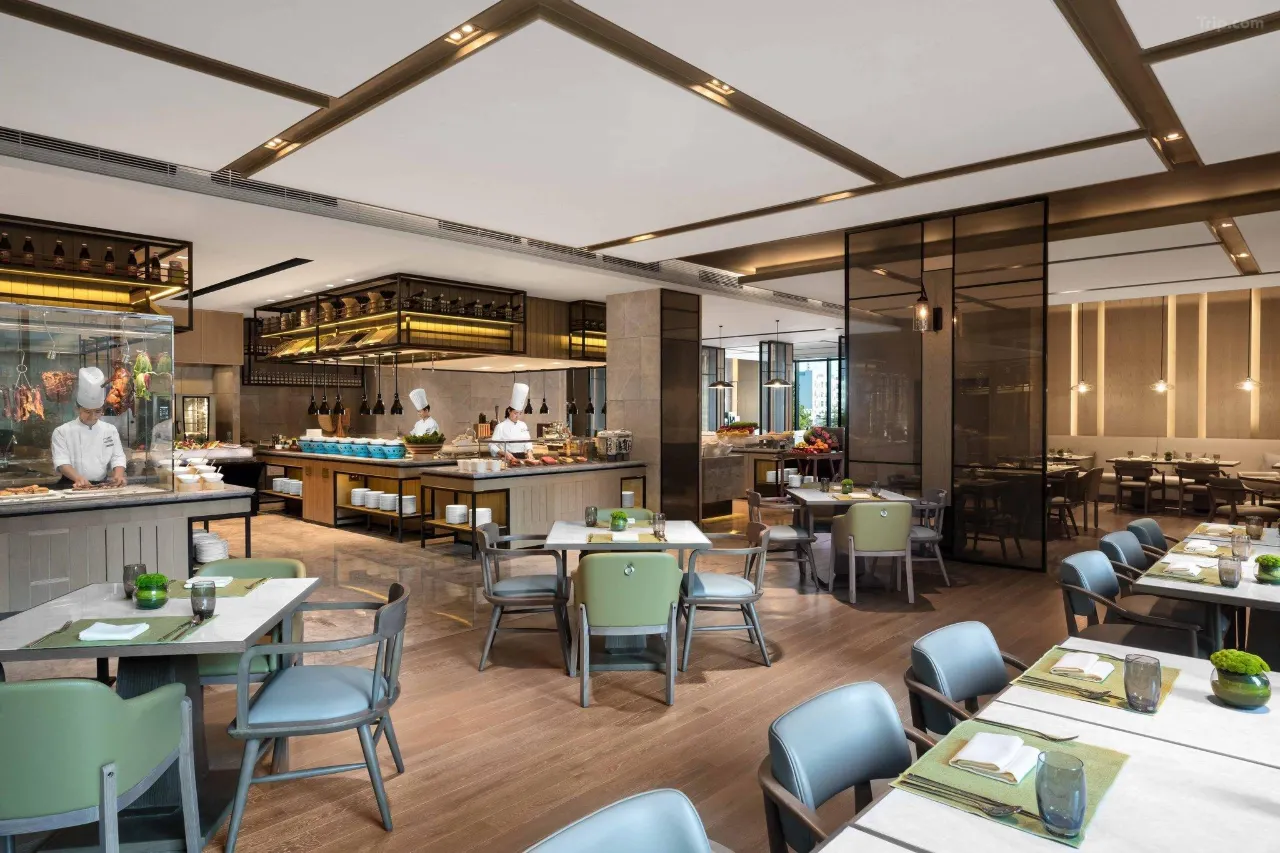 Courtyard by Marriott Shenzhen - 3