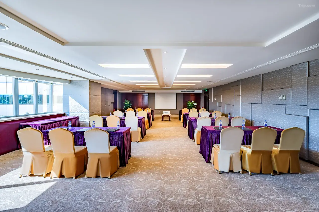 Grand Skylight Hotel Beijing (Bird's Nest Branch) - 7