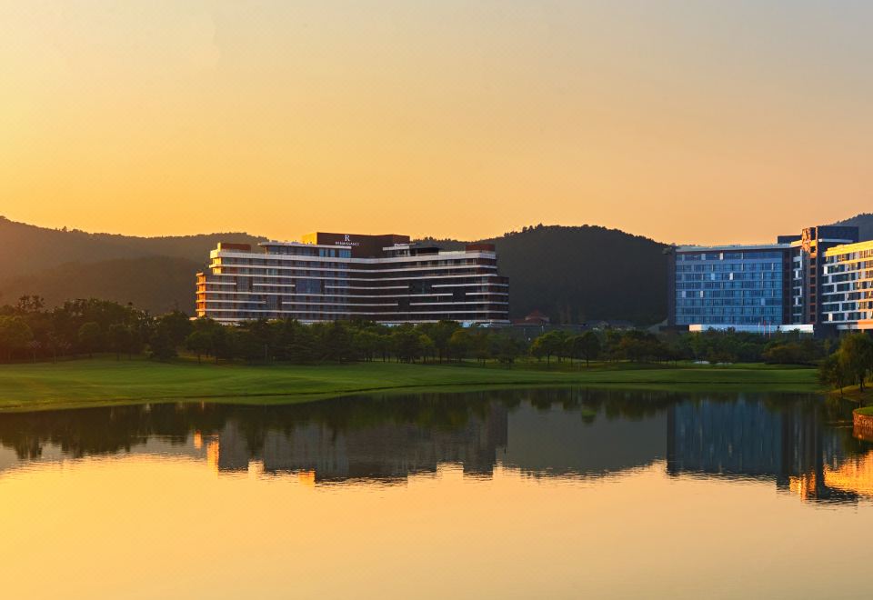 Suzhou Taihu Marriott Hotel - 3