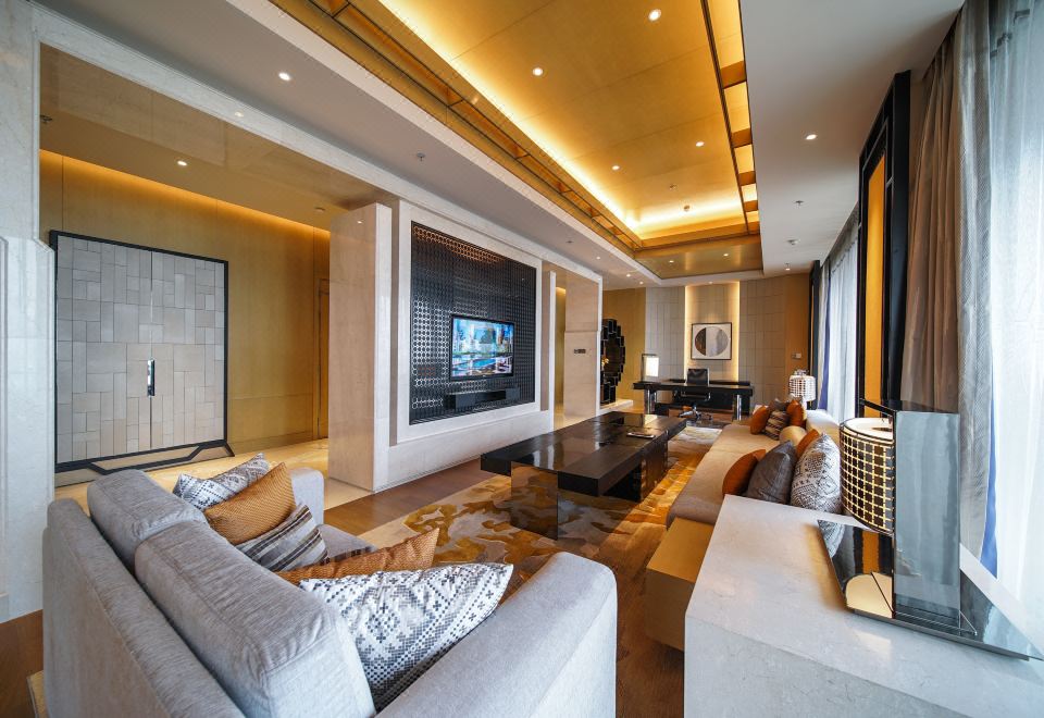 Suzhou Taihu Renaissance Hotel - 4