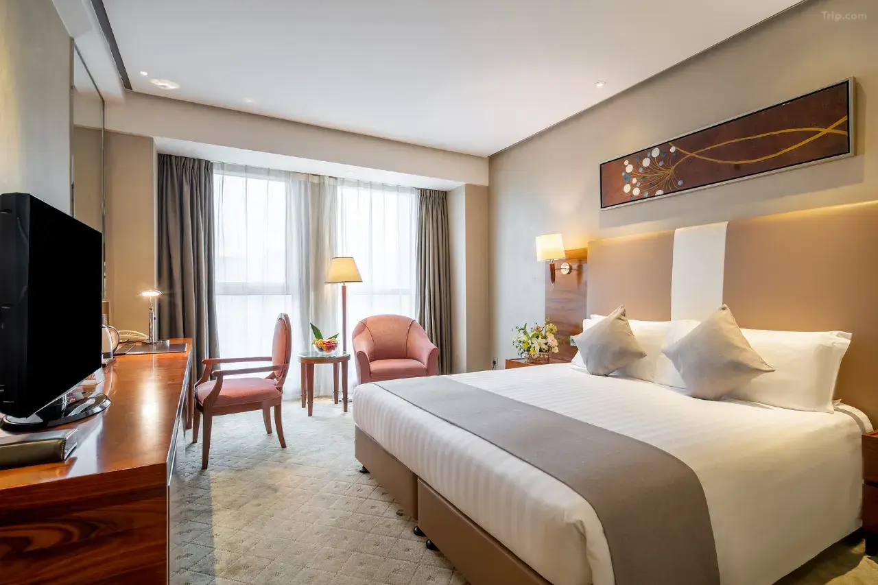 Regal Jinfeng Hotel - 3