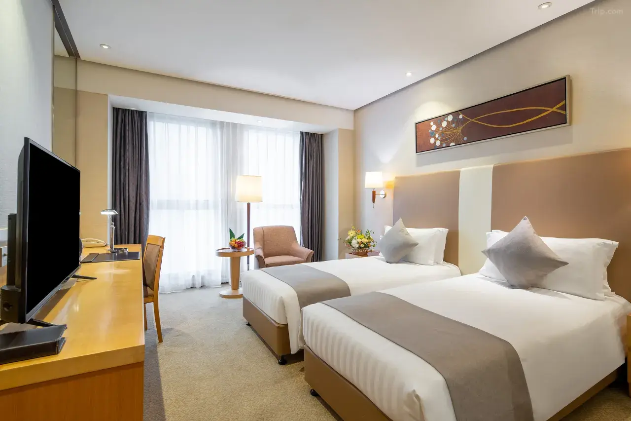 Regal Jinfeng Hotel - 5