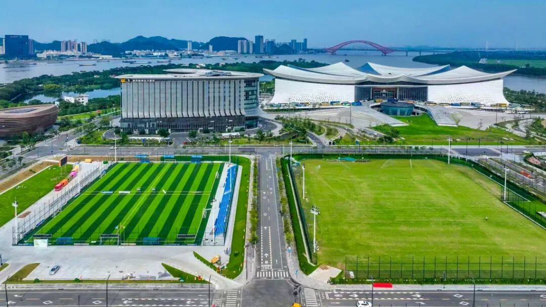 Hengli International Financial Island Football Park (Nansha)